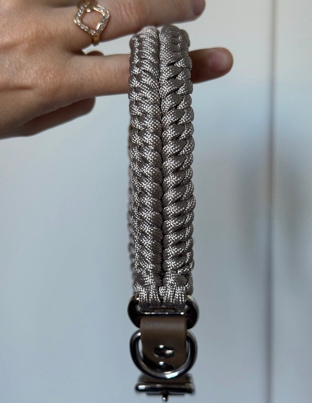 Collier Nova - Greige (gris-beige)